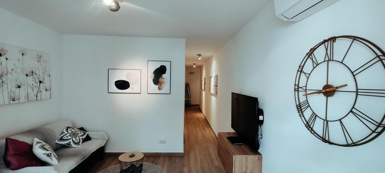 Getaway Suites Apartment クレンディ エクステリア 写真