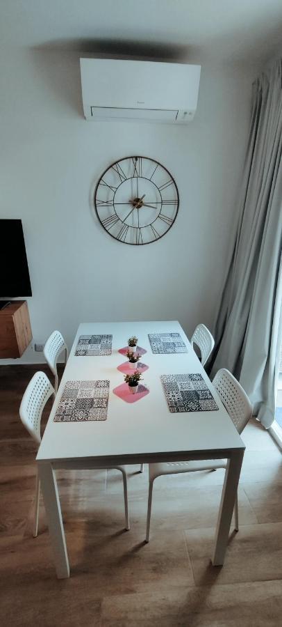 Getaway Suites Apartment クレンディ エクステリア 写真
